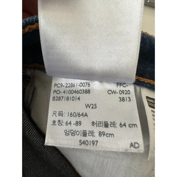 Levi's Wedgie Jeans Button Fly Medium Wash Blue High Rise Waist Size 25 - Picture 10 of 10